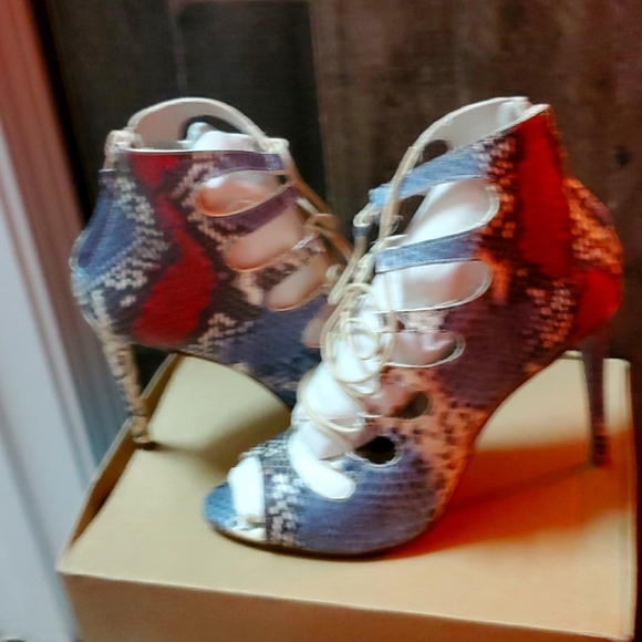 Shoe Booties - Picture 2 of 4